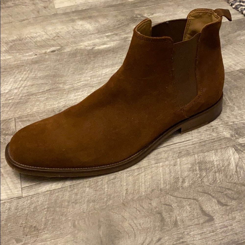 CHELSEA Boots